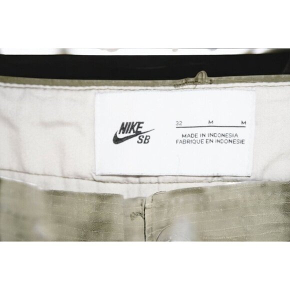 Nike SB Cargo Shorts Men's Size 32 Green Ripstop Utility Skateboarding Shorts - Picture 4 of 12
